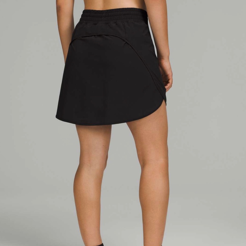 LULULEMON hotty hot high rise skort long